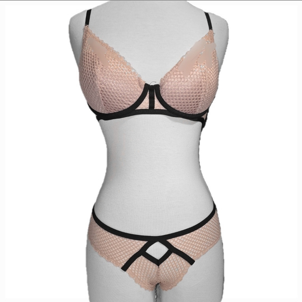 Victoria’s Secret Matching Bra & Panty Set in Fishnet - 32D/Small